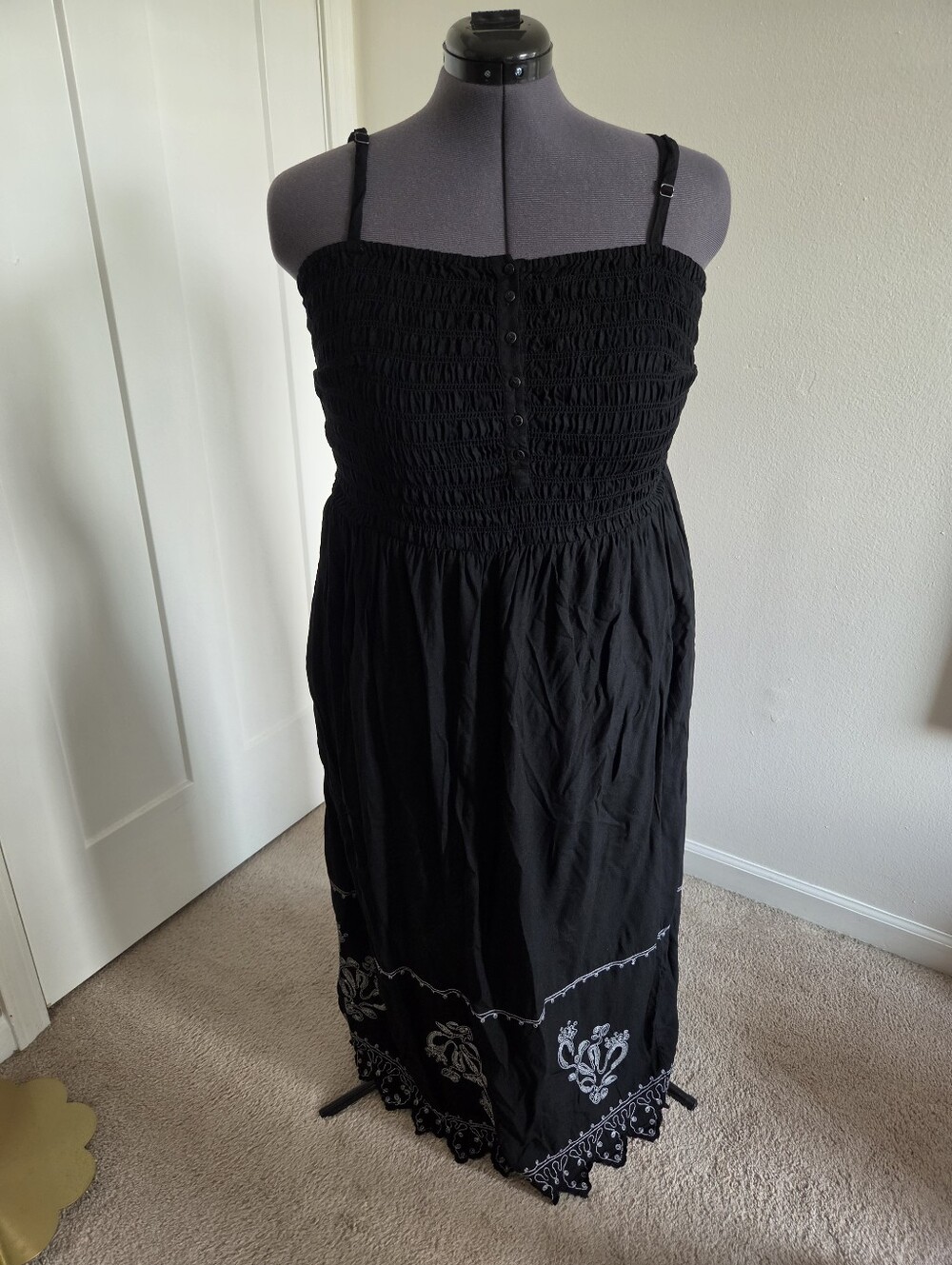 Universal Thread Black Smocked Maxi Dress with Embroidered Hem